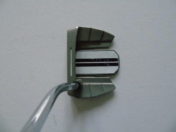 Yes C-groove sara-12 putter