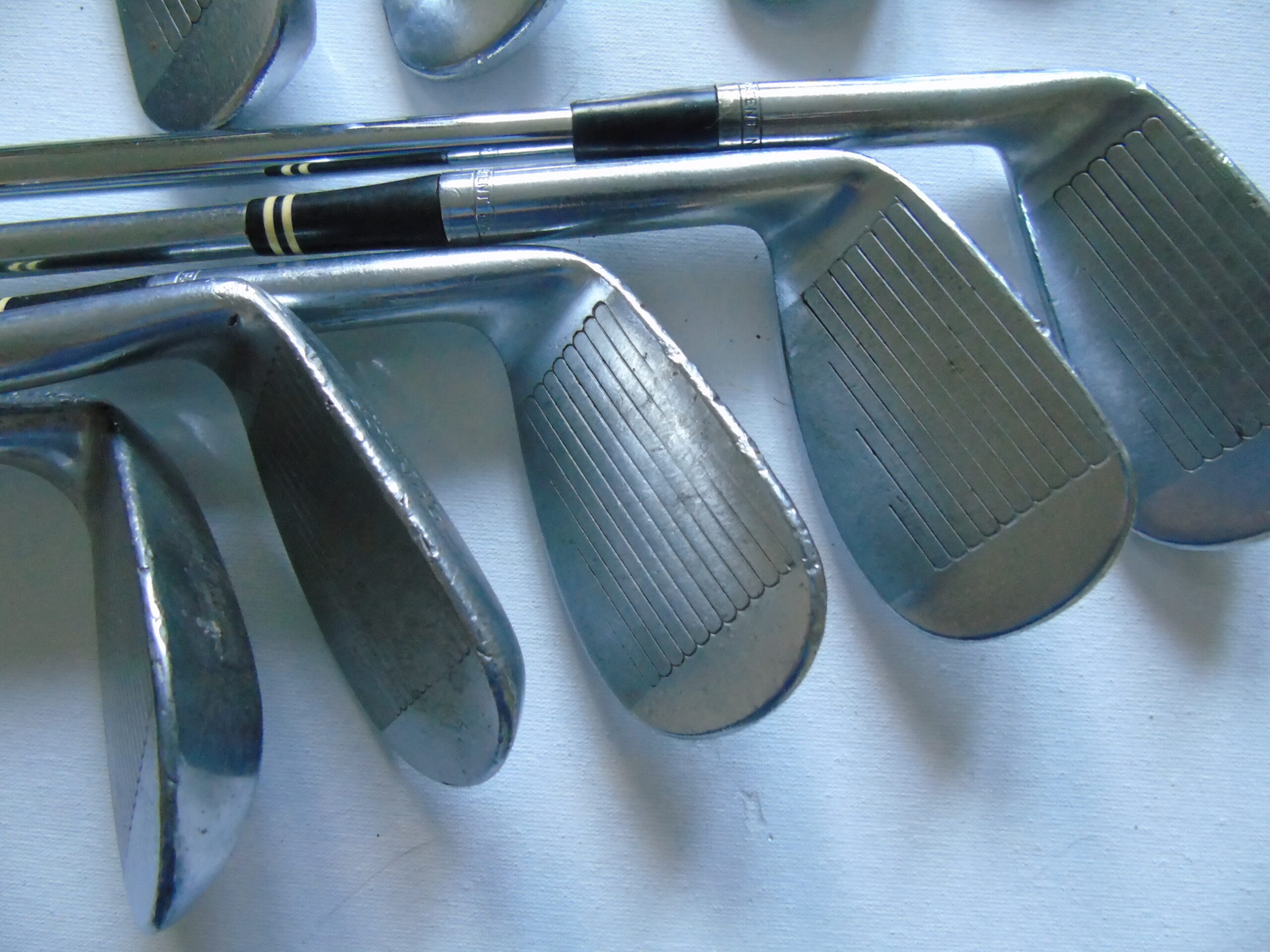 DUNLOP PETER THOMPSON IRONS 2 to SW STIFF SOLD - Image 3