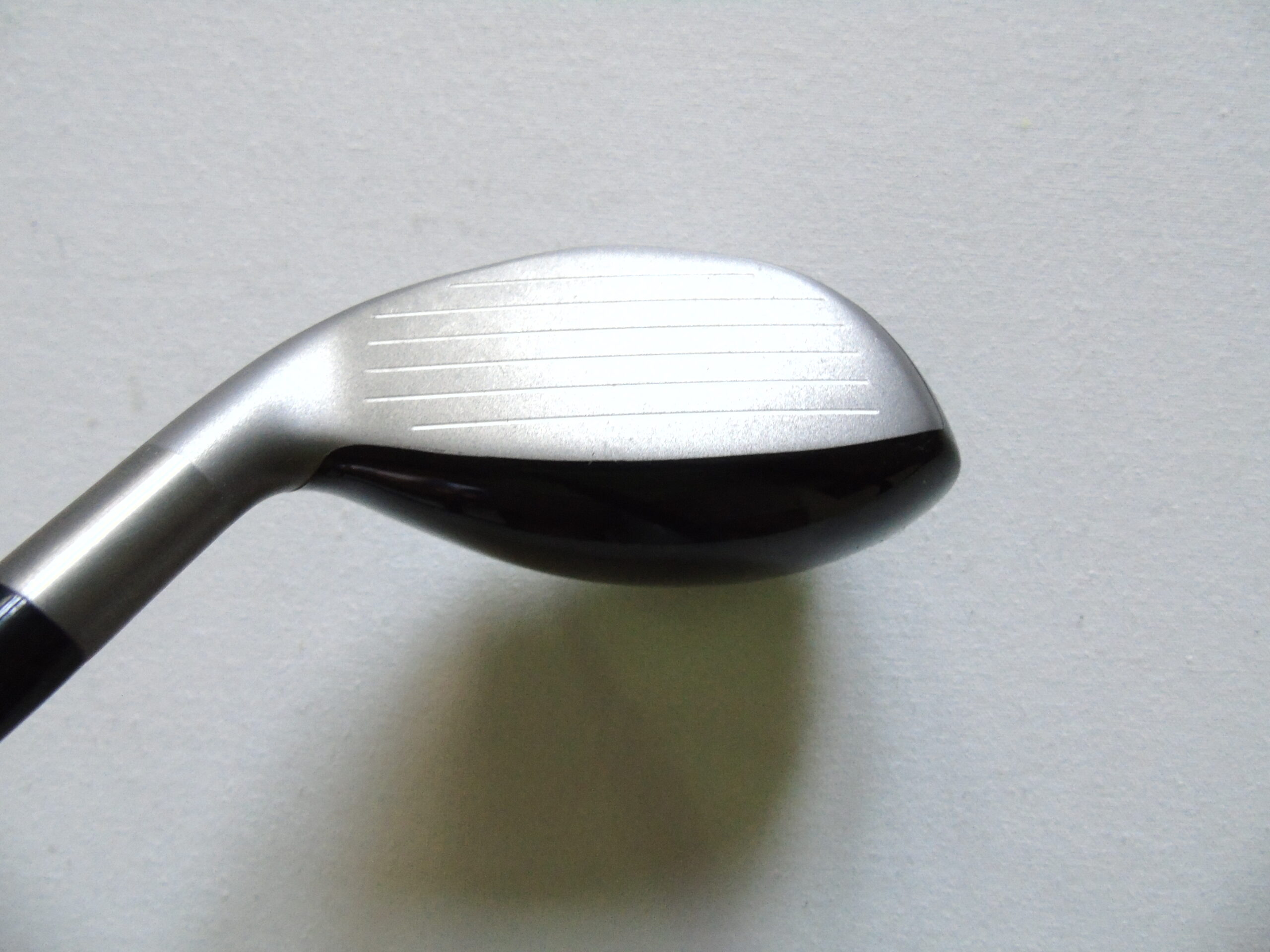CLEVELAND GLIDERAIL HYBRID 2 18 LOFT REGULAR GRAPHITE SHAFT -MINT - Image 2