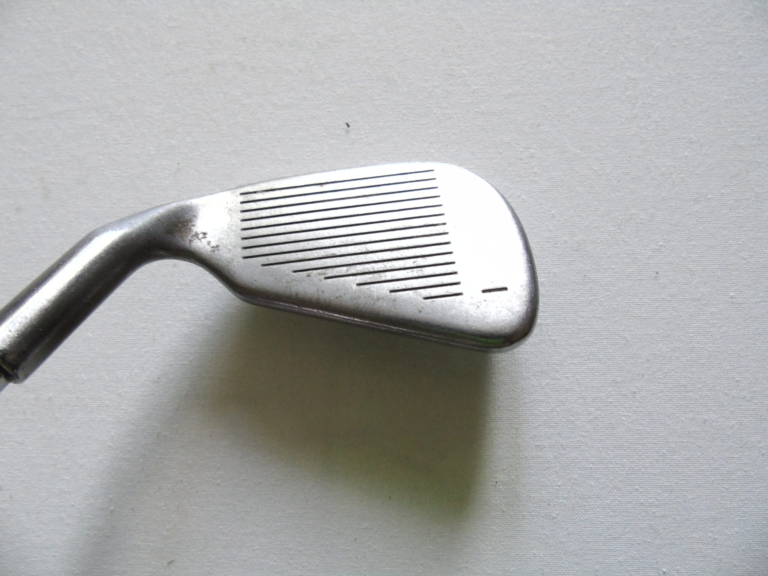 ping irons blue dot