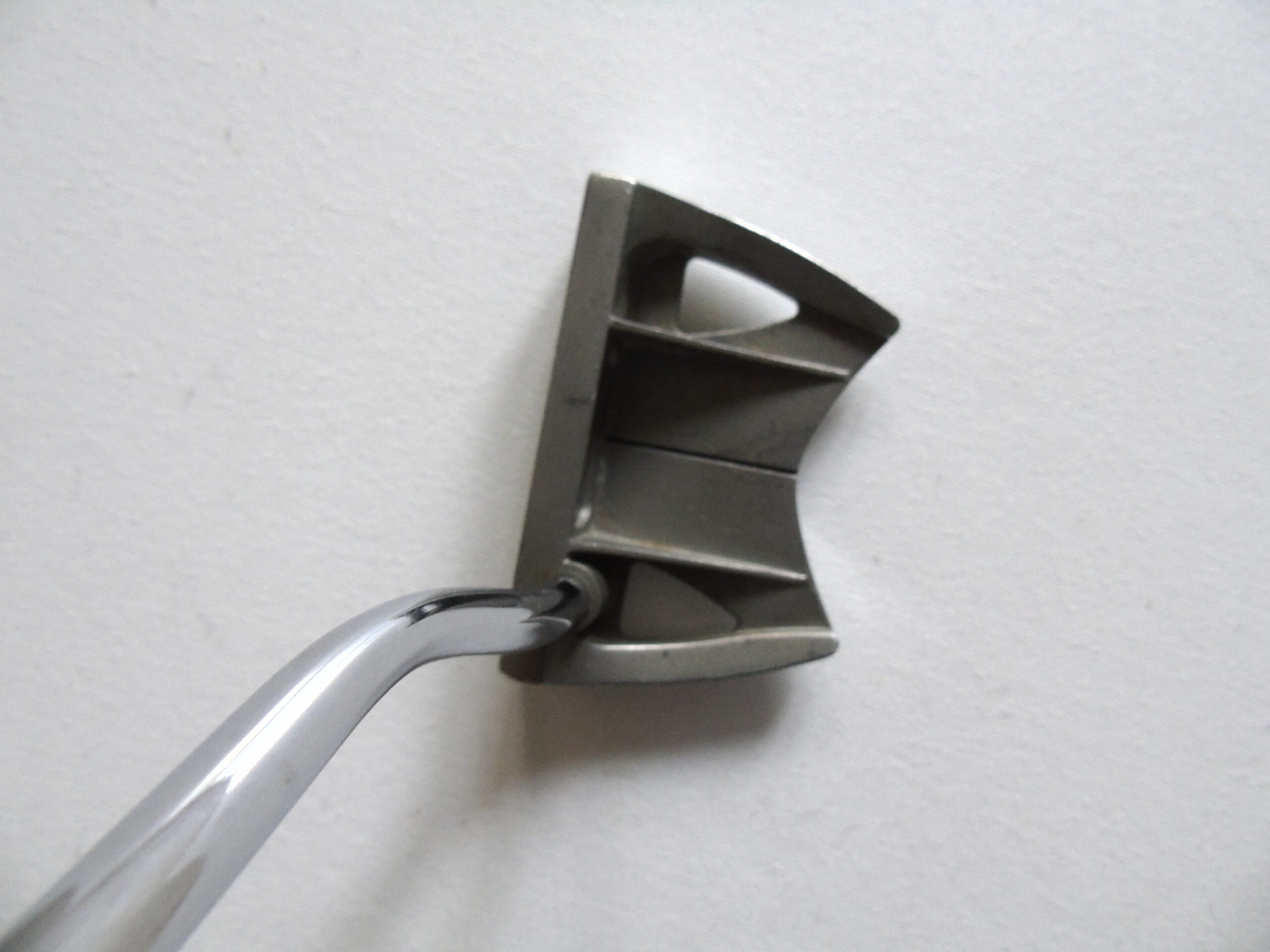 Yes C-Groove Sandy Putter